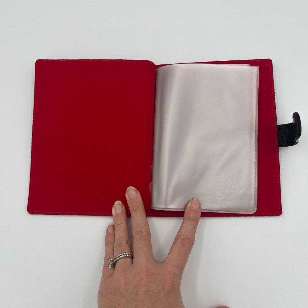 Kate Spade Black & White Photo Album with Leather Trim - Picture 3 of 7